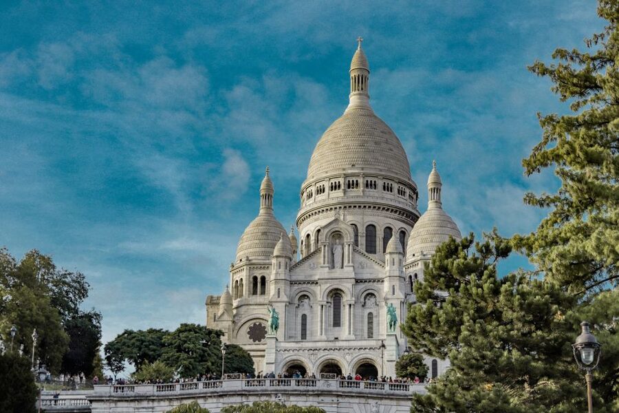 Paris: Charms of Montmartre Guided Walking Tour - Key Highlights to Look For