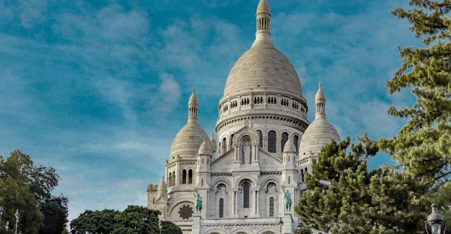 Paris: Charms of Montmartre Guided Walking Tour - Montmartre’s Best Intro, Moulin Rouge to the Hill