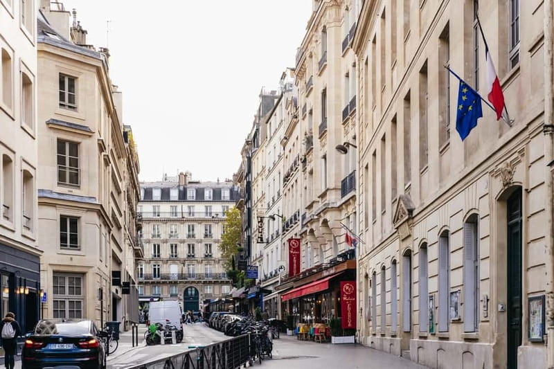 Paris: Chocolate & Patisserie Walking Tour with Tastings - When the Guide Is the Product, You Feel It in Every Stop