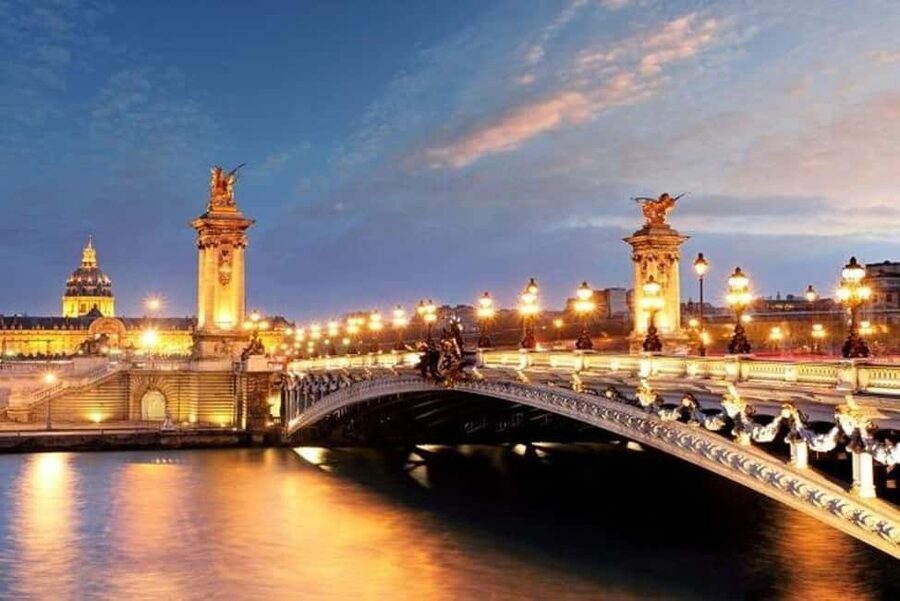 Paris: City By Night Tour - Place Vauban meet-up, and why starting by Invalides helps