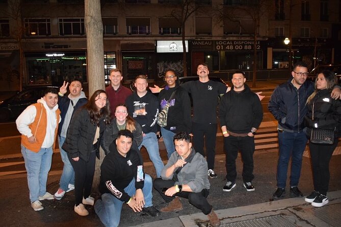 Paris: City Center Guided Pub Crawl with Shots & Club Entry - How the start works: meeting points and your first bar setup