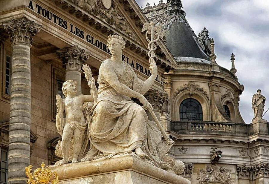 Paris: City Pass – Eiffel, Louvre & 27+ Must-See Sights - The Seine River cruise, the pass strongest simple win