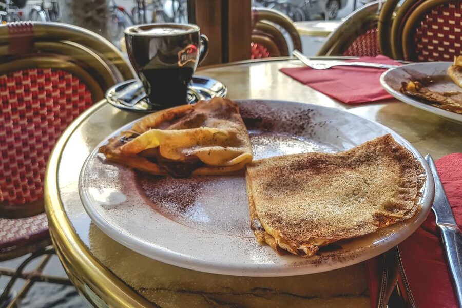 Paris: City Tour with Louvre Tickets & Cider with a Crepe - Key points to know before you go