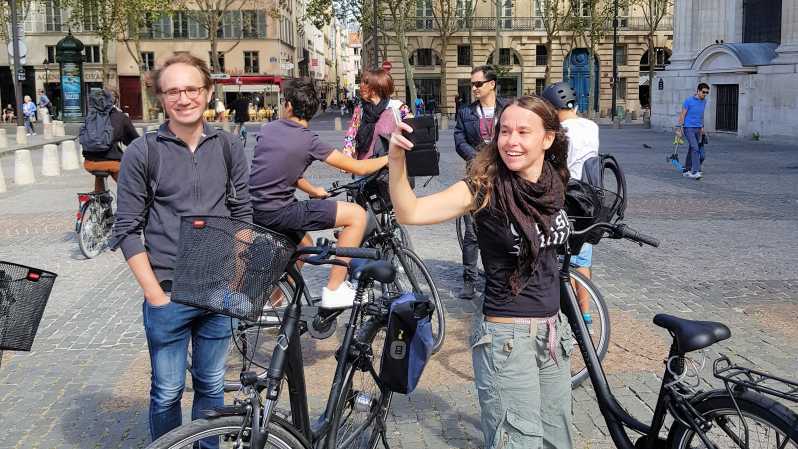 Paris: City Treasures Bike Tour - Louvre Area to Odéon and Saint-Germain-des-Pres: Where Paris Gets Modern
