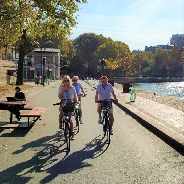 Paris: City Treasures Bike Tour - Revolution and Empire Stops: Les Invalides and Marie Antoinette’s Square
