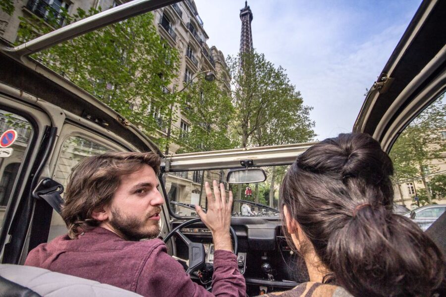 Paris: Classic Sites Tour by Vintage Citroen 2CV - Place de la Concorde to Opéra Garnier, old grandeur on the move