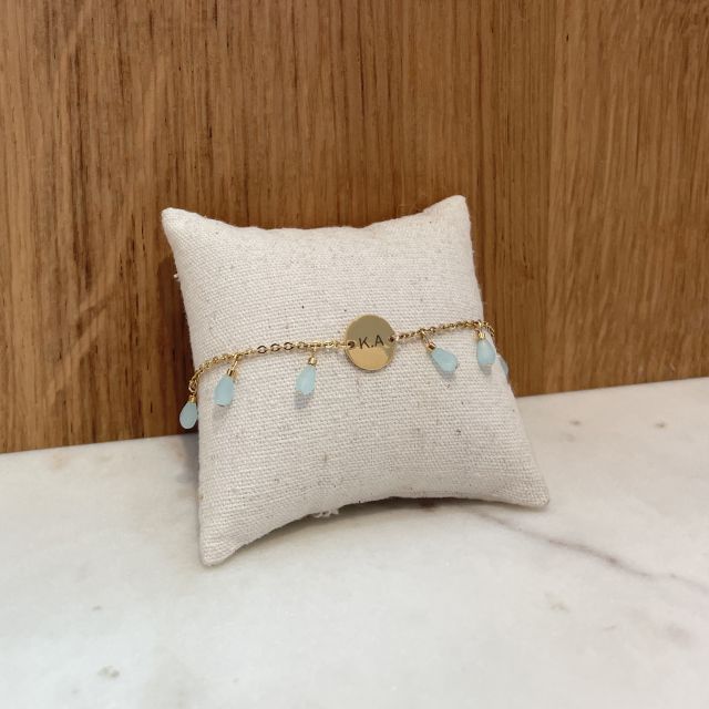 Paris: Create Your Own DIY Jewelry Souvenir Workshop - Learning Costume Jewelry Techniques, Including How to Use Pliers