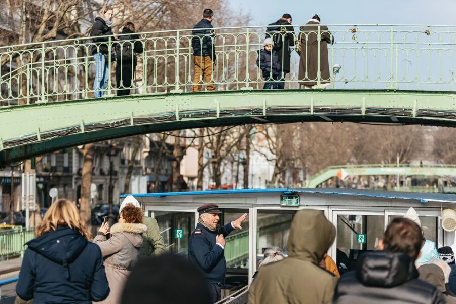 Paris: Cruise on the Saint-Martin Canal and the Seine River - Arsenal Port to Place de la Bastille, then the Seine opens up