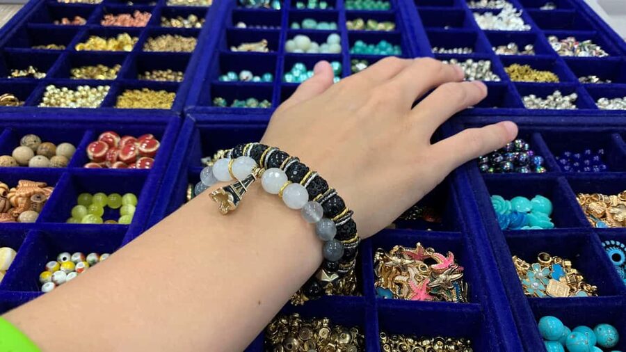 Paris: Custom Souvenir Bracelet Workshop - Picking stones and accessories without ending up with a mess
