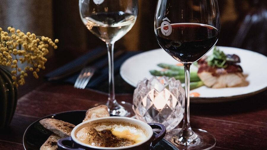 Paris: Dinner with Customized Wine Selection - Three Courses, Three French Wines, One Glass of Champagne