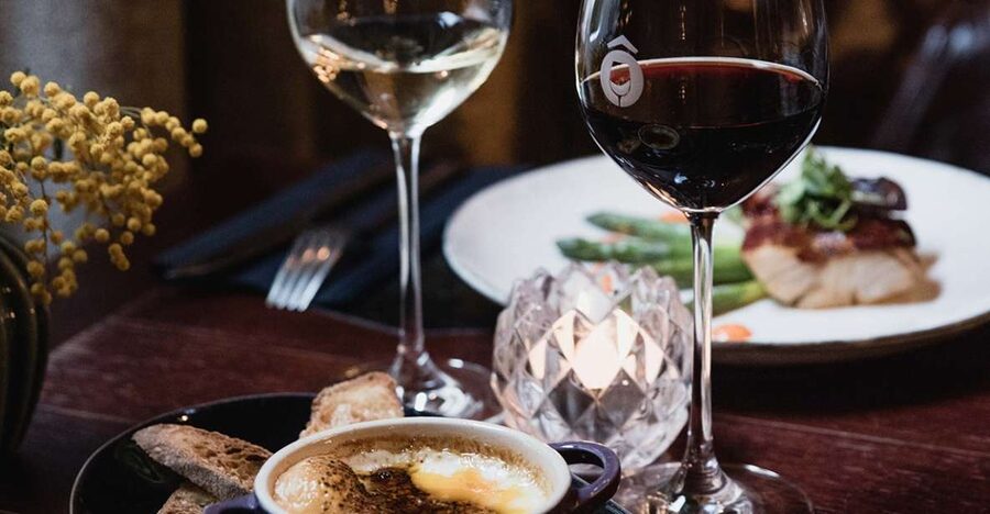 Paris: Dinner with Customized Wine Selection - How the Sommelier Builds Your Wine Pairing (And How You Can Help)