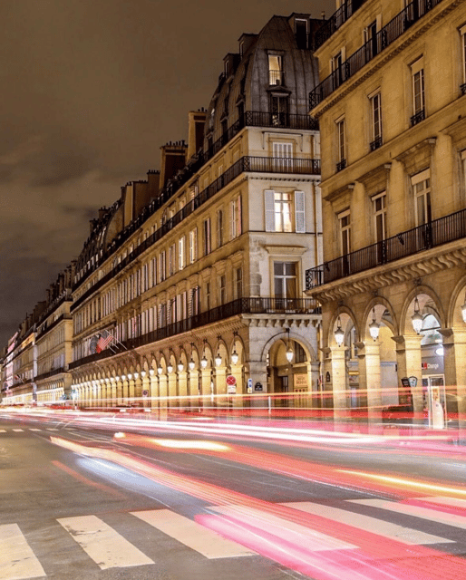 Paris: Discover Paris 2CV - École-Militaire and the value of mid-sized landmarks