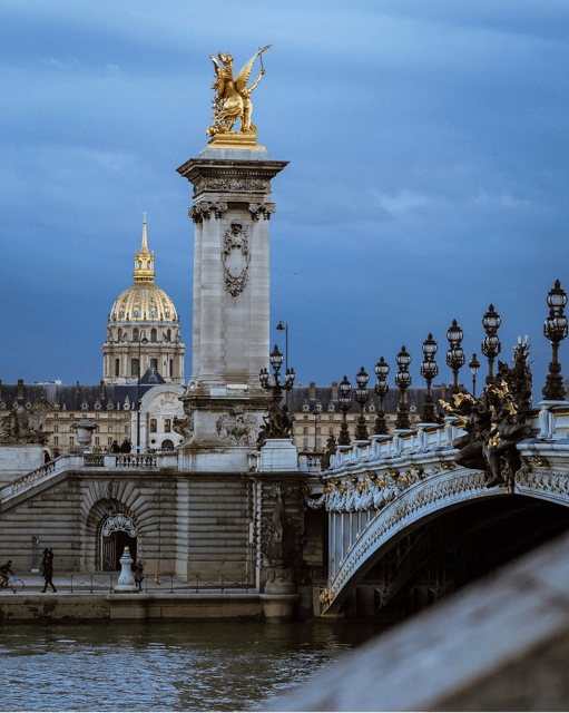 Paris: Discover Paris 2CV - Comfort, getting in and out of the 2CV, and who it suits
