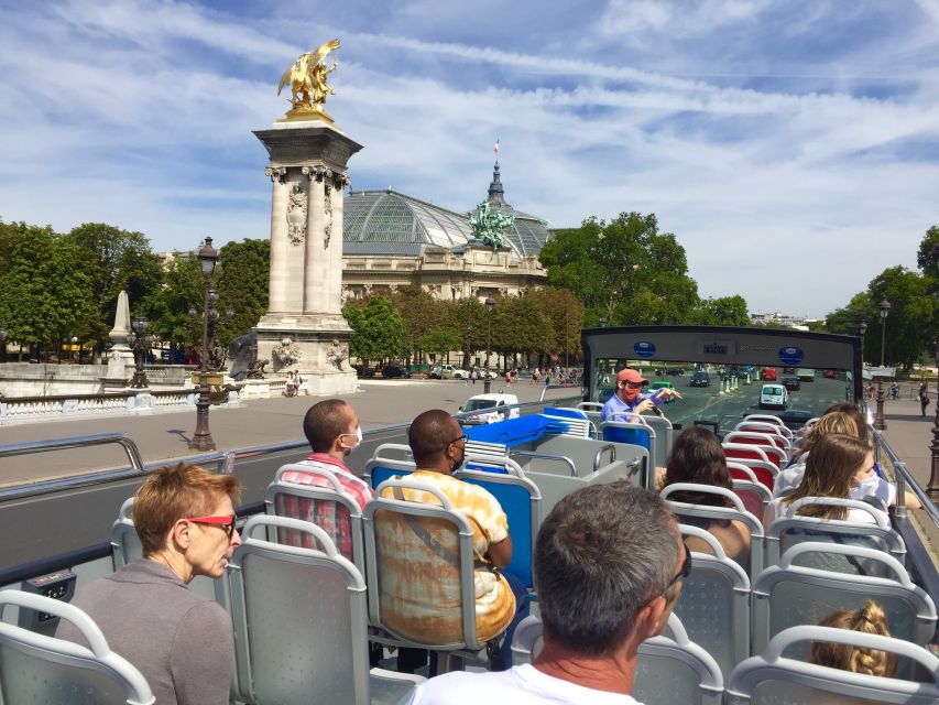 Paris: Discovery Hop-On Hop-Off and Paris by Night Tour - Walking Tours Included: A Themed Bonus to Work Into Your Day