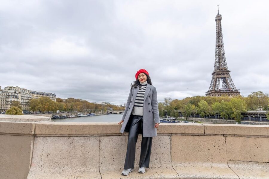 Paris: Eiffel Area Private Photoshoot - Who should book this Eiffel-area photoshoot, and who should skip it
