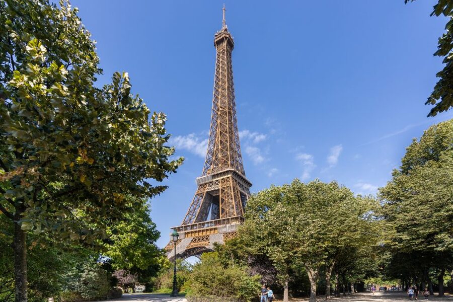 Paris: Eiffel Tower 2nd Floor or Summit Access - Price and Value: What You’re Really Paying For