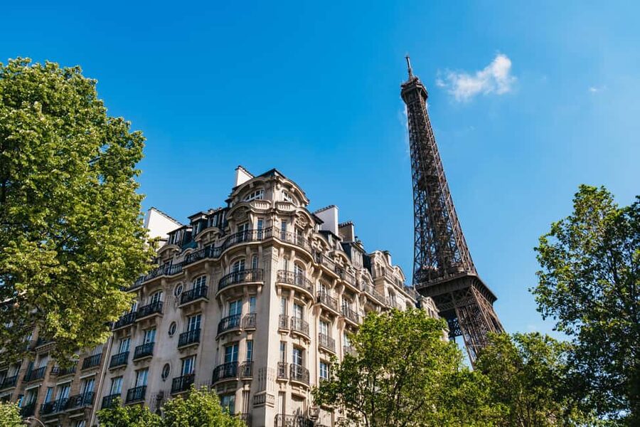 Paris: Eiffel Tower Fully Guided Tour with Summit Option - How Your Guide Improves the Visit, Even If You Know Paris Already