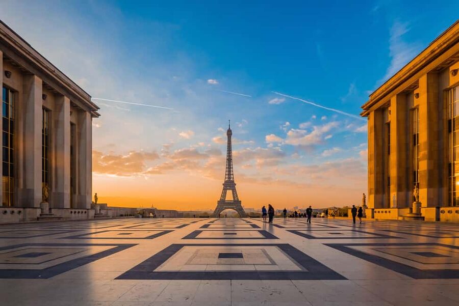 Paris: Eiffel Tower Guided Tour|Summit & second floor access - Why the Eiffel Tower summit and second-floor combo is the real draw