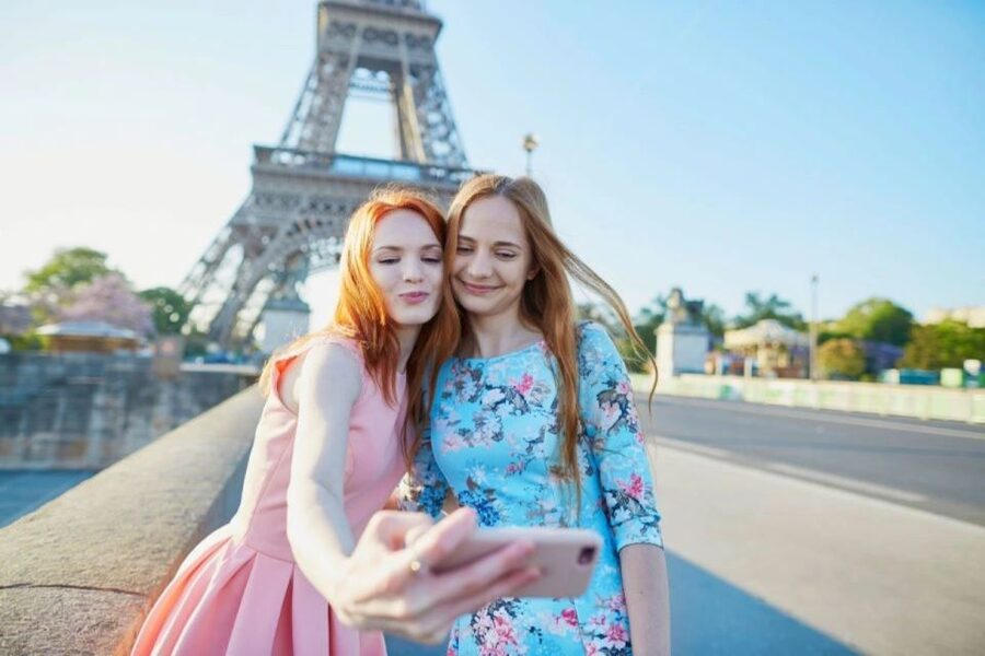 Paris: Eiffel Tower, Hop-On Hop-Off Bus, Seine River Cruise - Seine River Cruise: 1 Hour of UNESCO Sights, Plus Houseboats
