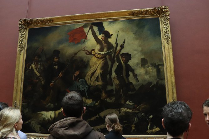 Paris Eiffel Tower, Notre Dame, Louvre and Montmartre Guided Tour - Mona Lisa time: plan for a sprint, not a slow stare