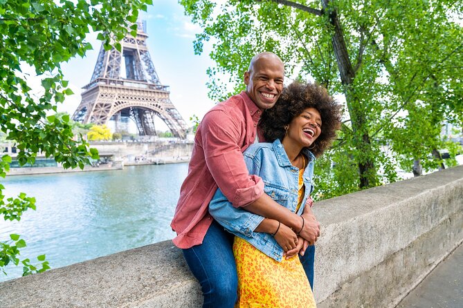 Paris: Eiffel Tower Photo Shoot - Weather, crowds, and why timing matters even for a quick shoot