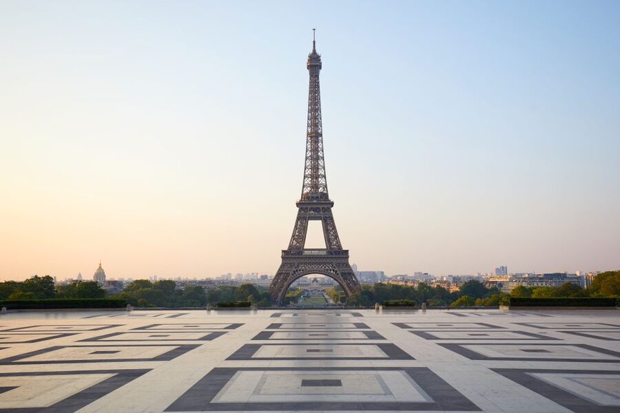 Paris: Eiffel Tower Summit Access Tour and River Cruise - The Short Street Walk, and What the Host Actually Adds