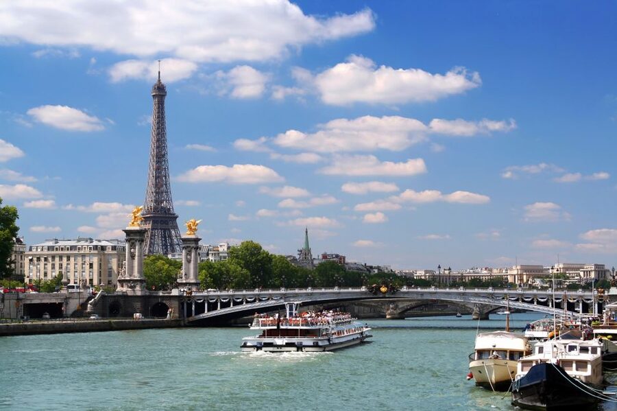 Paris: Eiffel Tower Tour & Seine River Cruise Tour - Quick hits