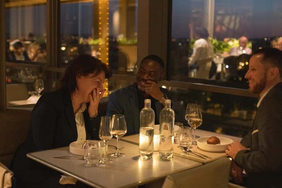 Paris: Elegant Dinner with Drinks in the Eiffel Tower - Service and Atmosphere: Elegant, Organized, and Often Very Personal