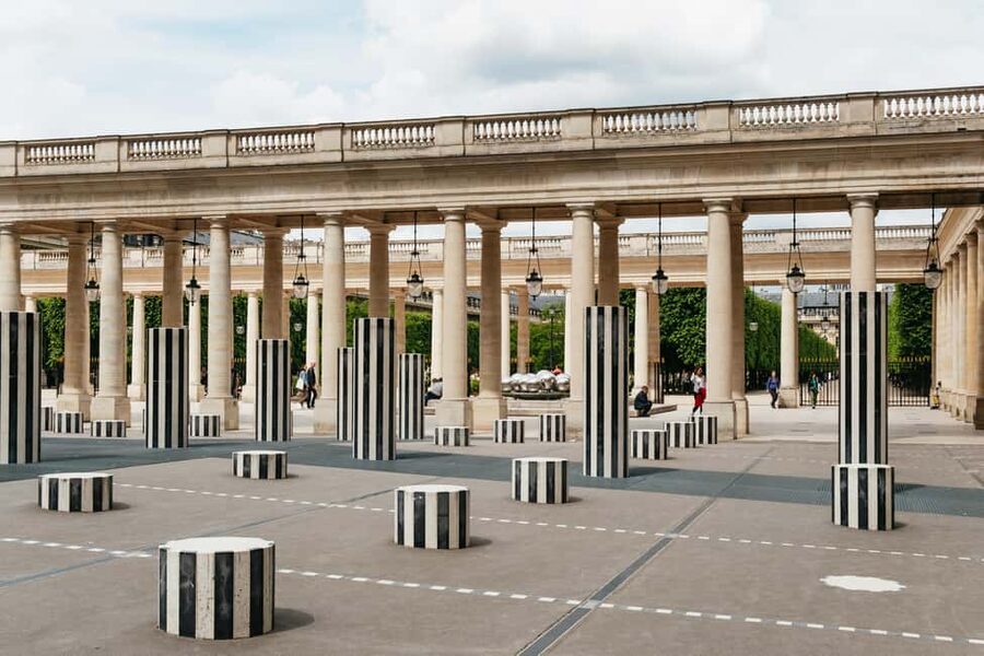 Paris: Emily TV Show Locations Guided Walking Tour - Optional Seine River cruise: the calm reward after the walking