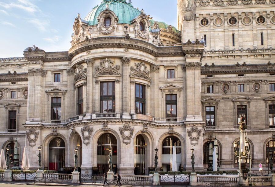 Paris: Emily TV Show Locations Guided Walking Tour - What makes the guides stand out, from Tatiana to Elizabeth Churchill