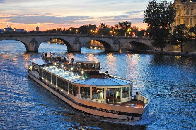 Paris en Scene 3 Course Seine River Dinner Cruise - Where you start: Île aux Cygnes and Pont de Bir-Hakeim