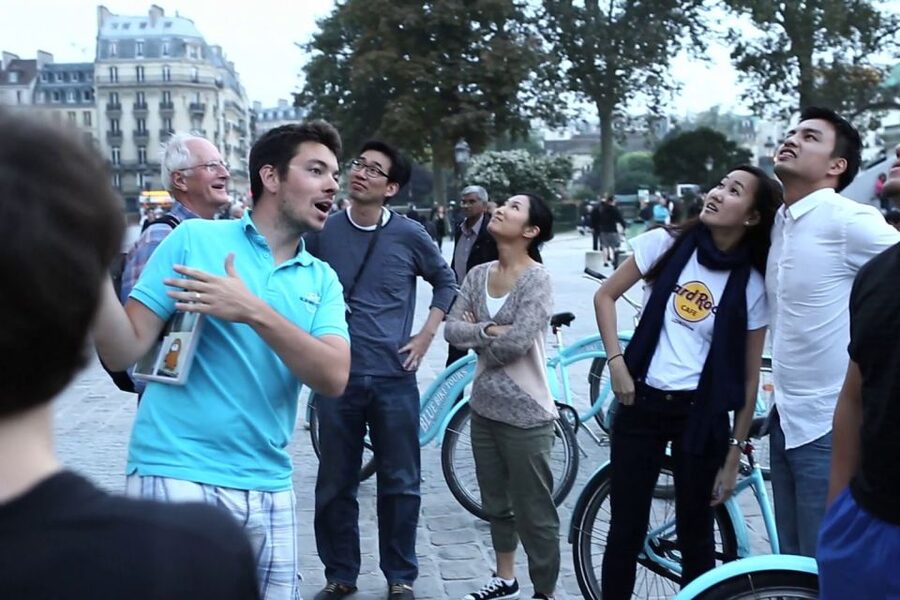 Paris: Evening Bike and Boat Tour - Guides, Safety, and the English Commentary That Makes It Worth It