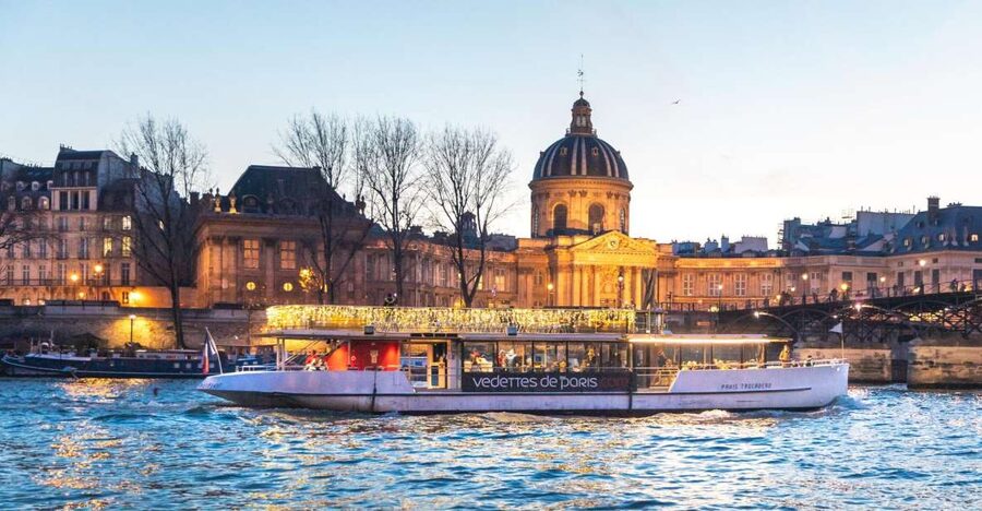 Paris: Evening River Cruise with Music - Cruise route: Invalides, Musée dOrsay, and the Île de la Cité views