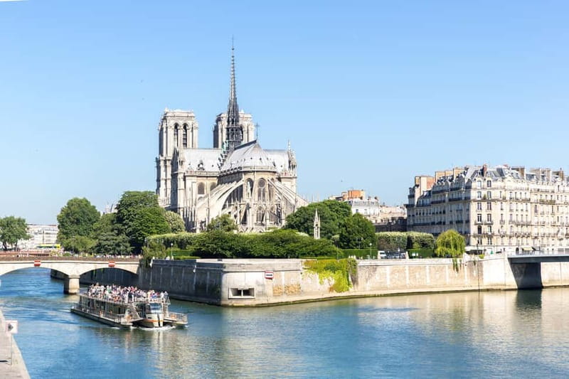 Paris: Explorer Pass with 3, 4, 5, 6, or 7 Attractions - When you need a break: museums, wax, perfume, and even theme energy