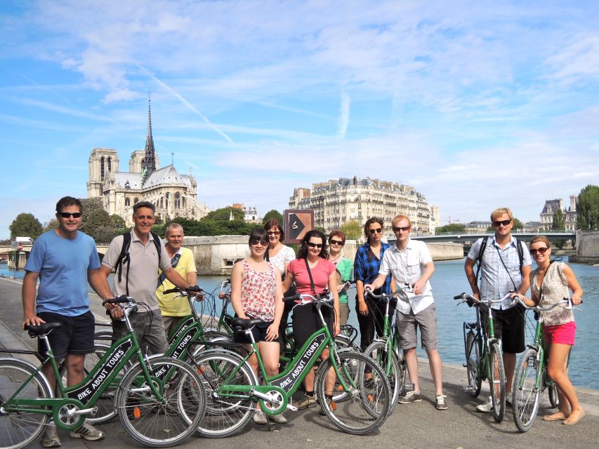 Paris: Famous Monuments Cycling Tour - Starting in the Marais, then straight to Île de la Cité
