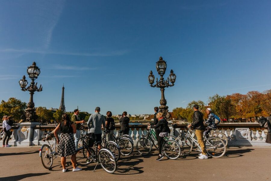 Paris: Famous Monuments Cycling Tour - Louvre courtyards, pyramid angles, and why the outside view hits different