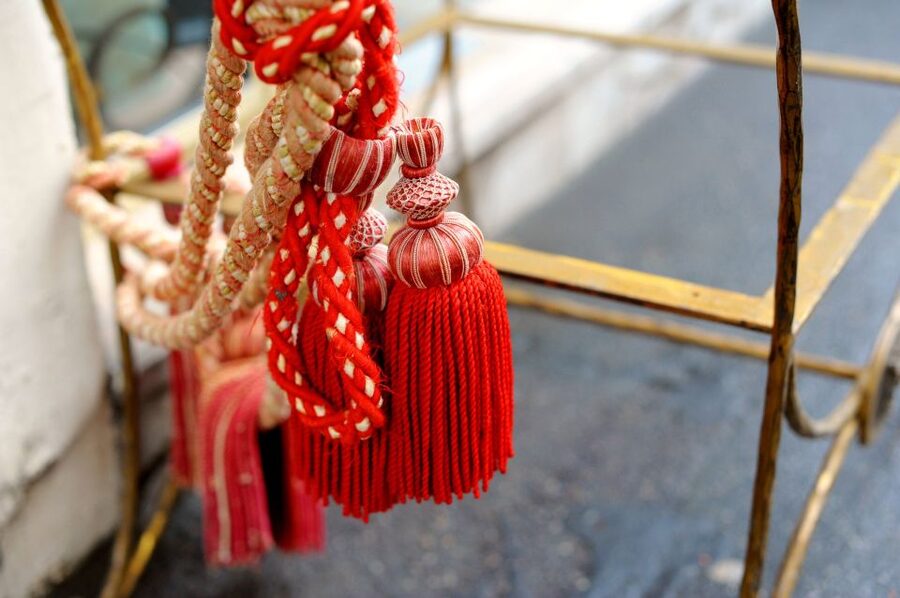 Paris: Flea Market Insider's Tour in Extra-Small Group - Key takeaways before you go