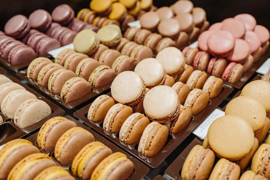 Paris: Food and Wine Tasting Walking Tour in Le Marais - Le Marais through your stomach: what you are really buying