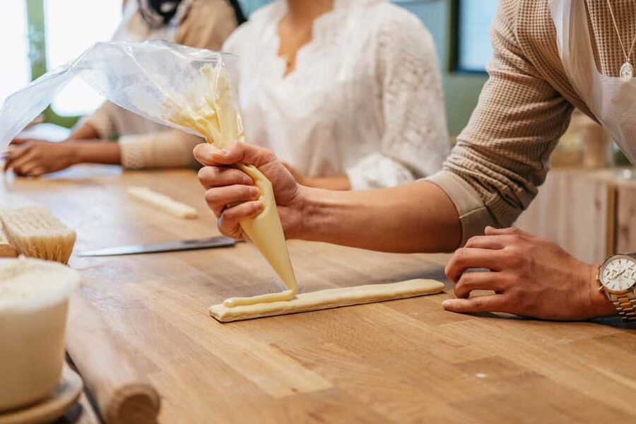 Paris: French Croissant Baking Class with a Chef - What happens in the 150 minutes, step by step