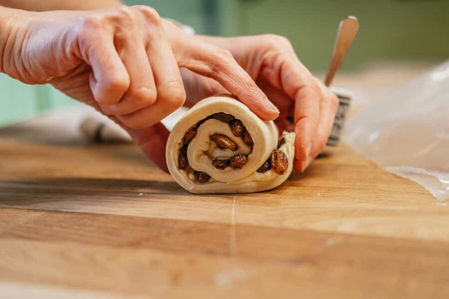 Paris: French Croissant Baking Class with a Chef - Who this croissant class suits best