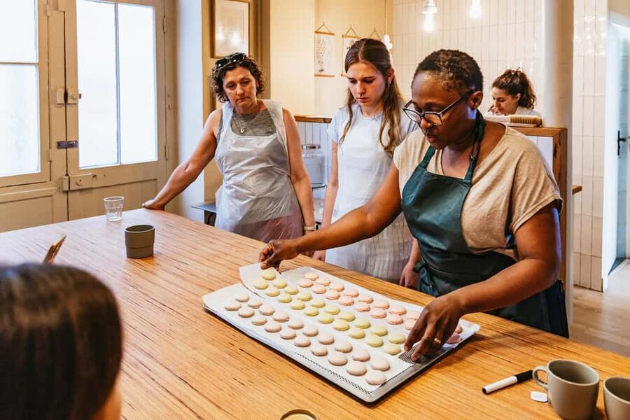 Paris: French Macaron Culinary Class with a Chef - Maison Fleuret School and the grey-door meeting point