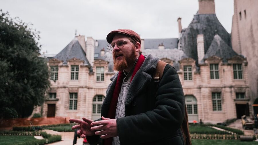 Paris: French Revolution Walking Tour - Where to meet in Paris (and how to avoid a stressful start)