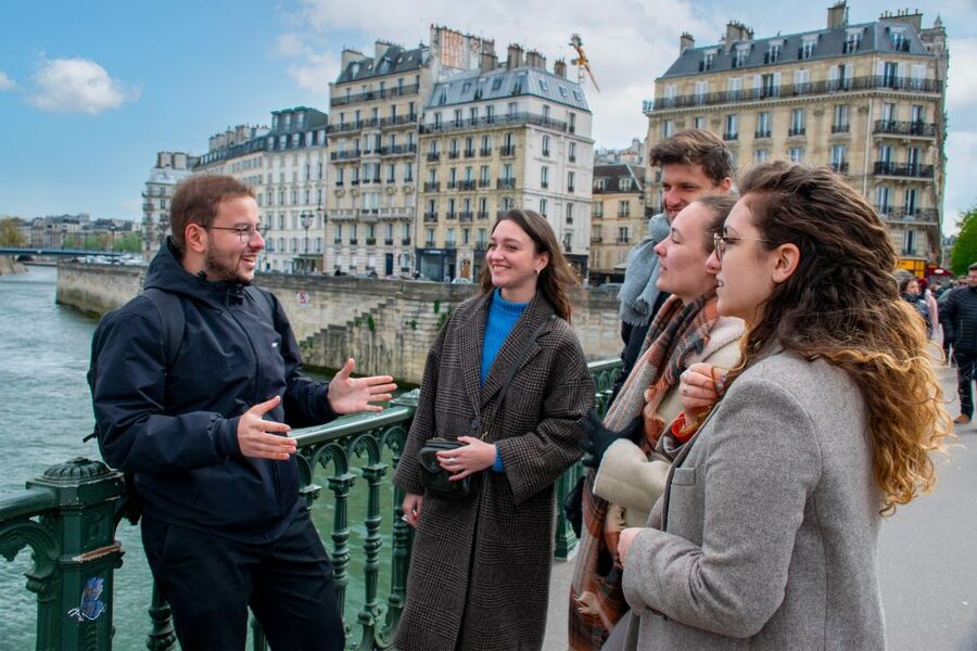 Paris: Full-Day Custom Tour with Local Guide - Why this kind of custom day feels more like Paris