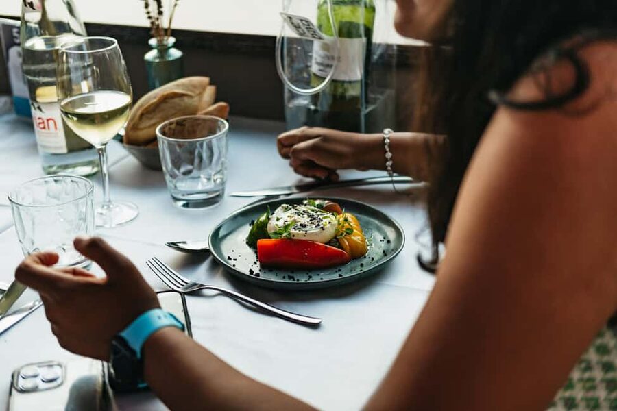 Paris: Gourmet Dinner Cruise on Seine River with Live Music - Where to stand: the Eiffel Tower views work best from the top deck
