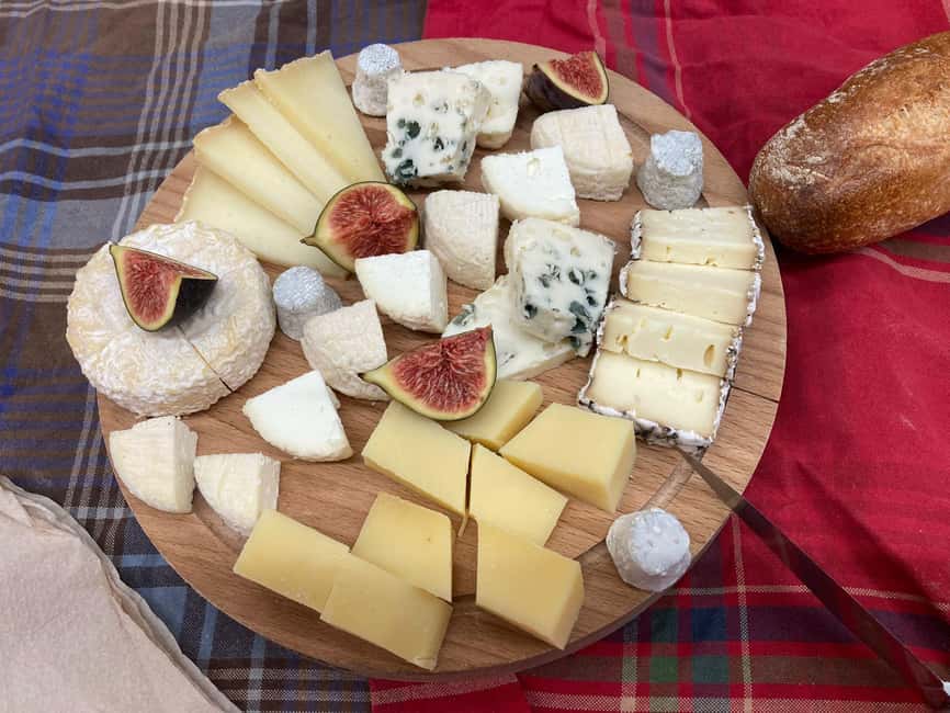 Paris: Guided Bike and Food Tour - A Taste of Paris - Centre Pompidou as a quick mood shift