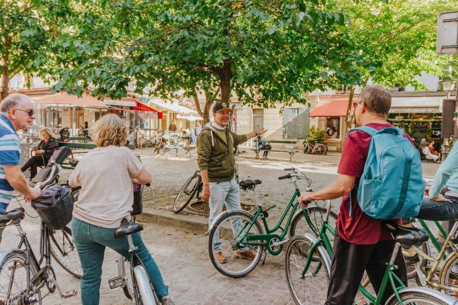 Paris: Guided Bike Tour Like a Local - How the guide experience makes the difference