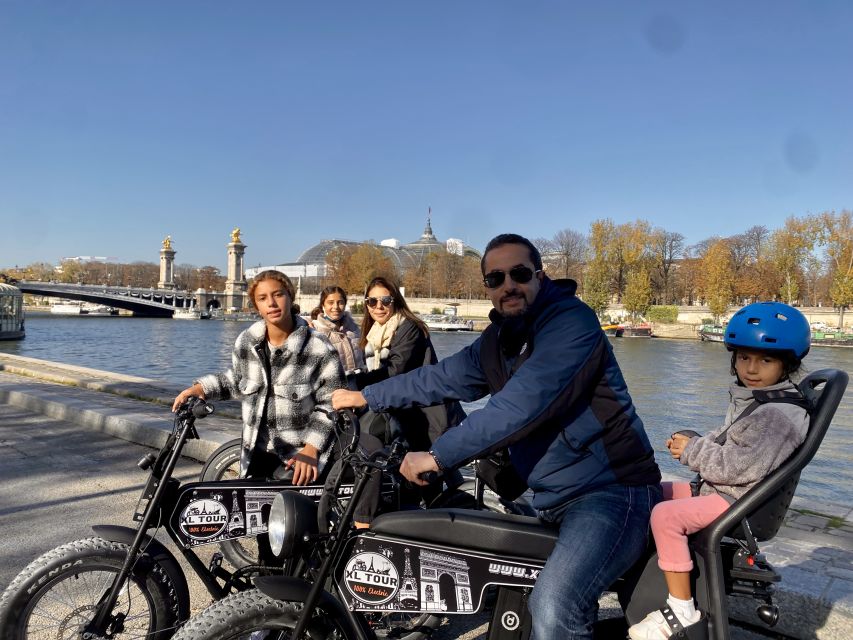 Paris: Guided City Tour by Electric Bike - Pont Neuf and Pont des Arts, bridges that do more than connect