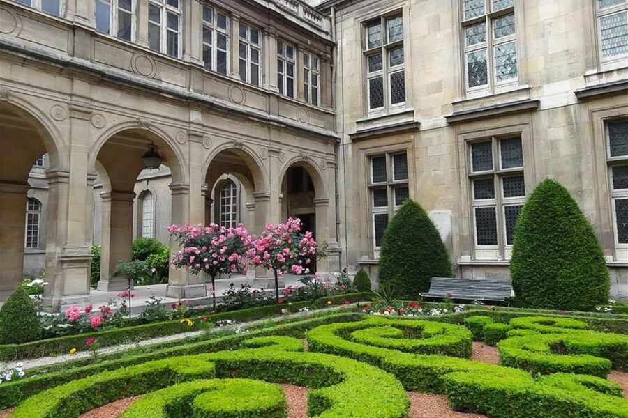 Paris: Guided tour of Marais in German - Key points at a glance