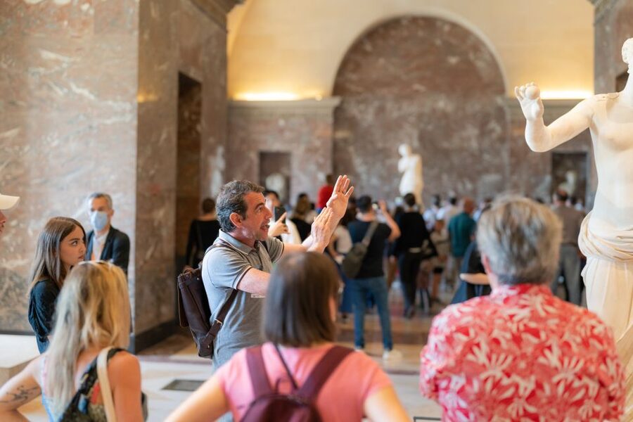 Paris: Guided Tour of the Must-Sees of the Louvre Museum - Who this tour fits best, and who should choose differently