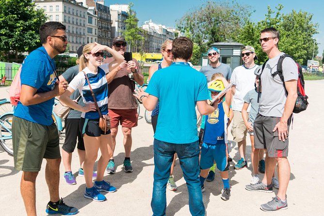 Paris Highlights Bike Tour: Eiffel Tower, Louvre and Notre-Dame - Where You Start: Saint-Michel for Fast Access to the Real Center